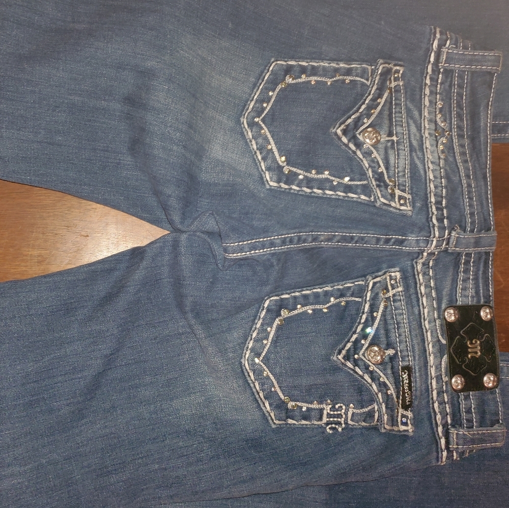 Jeans - Picture 2 of 5